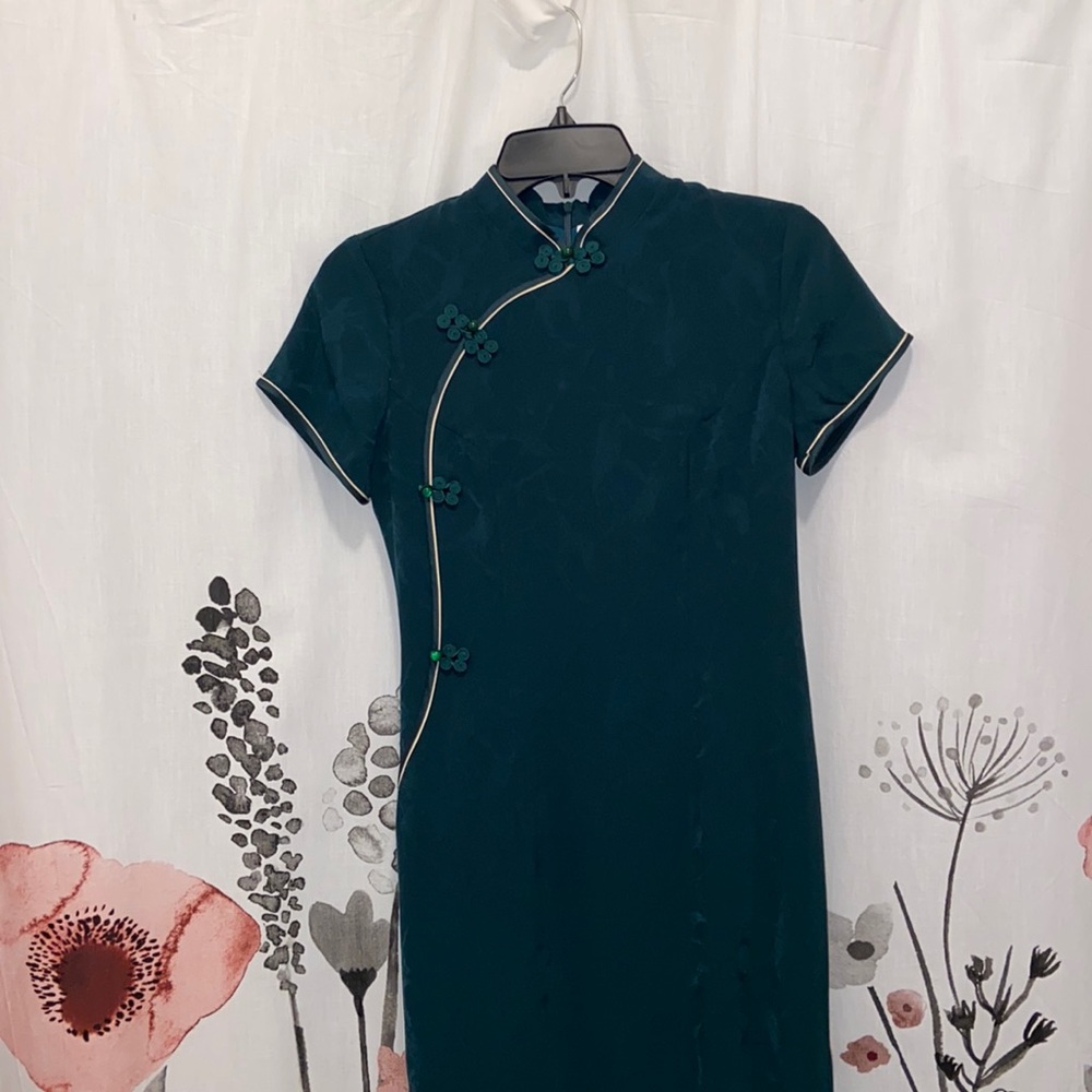 Evergreen qipao
